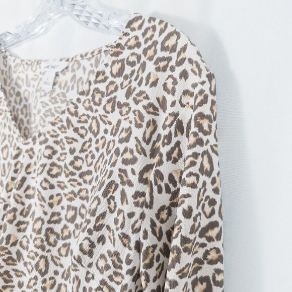 Nine West Leopard Animal Print V Neck Peplum Blouse Womens Large Crepe Chiffon - Picture 7 of 14